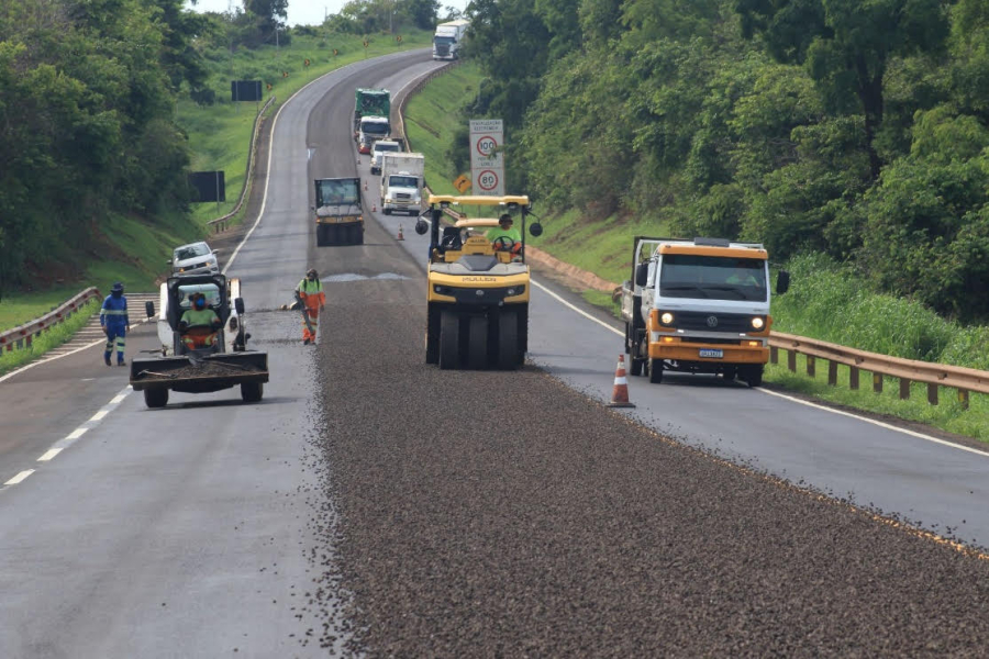 BR-163/MS tem trechos com pare-e-siga nesta quarta (14/05); veja como fica o tráfego